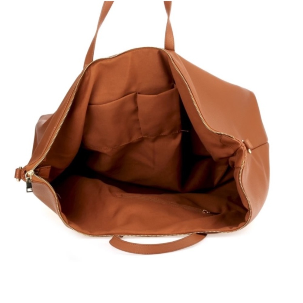 MEGHAN WEEKENDER DUFFEL TRAVEL BAG - Picture 4 of 4